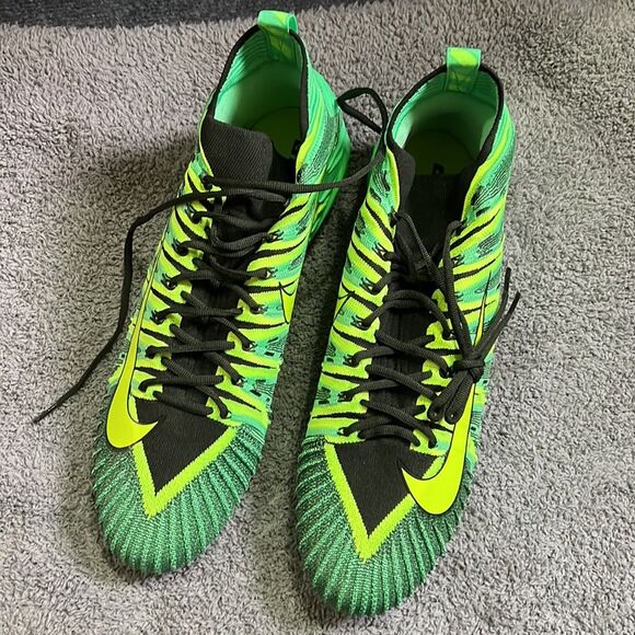 Nike Vapor Untouchable 2 Football Cleats NWOB - Picture 2 of 4